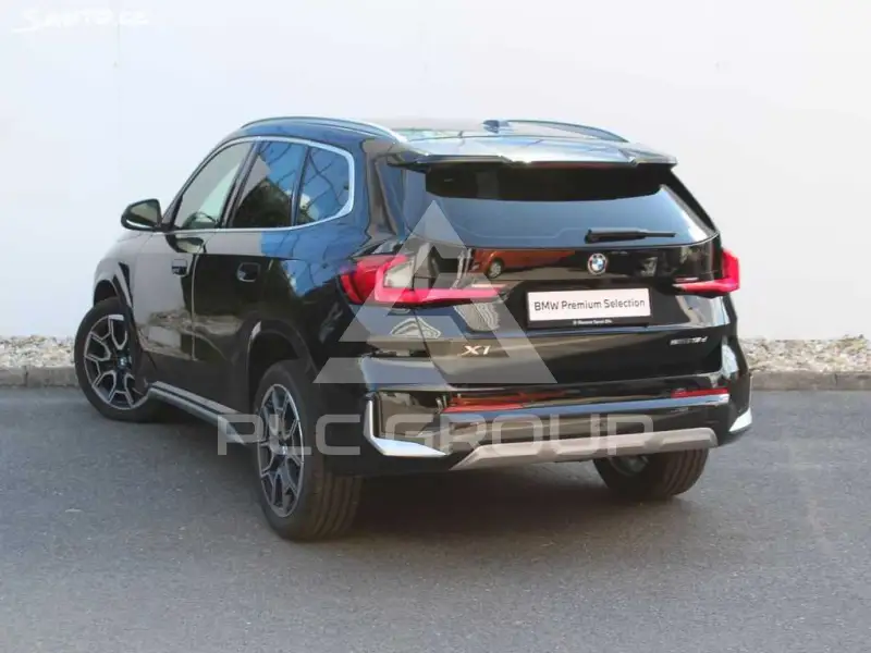 2025 BMW X1