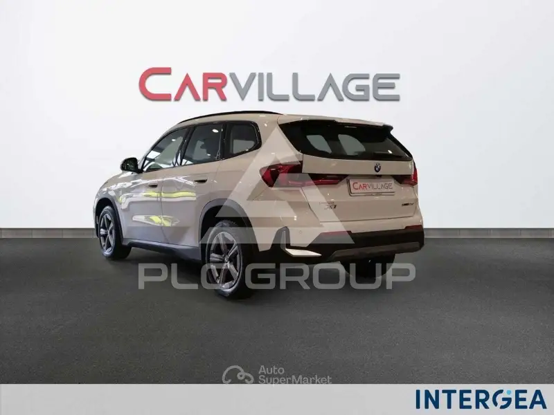 2025 BMW X1