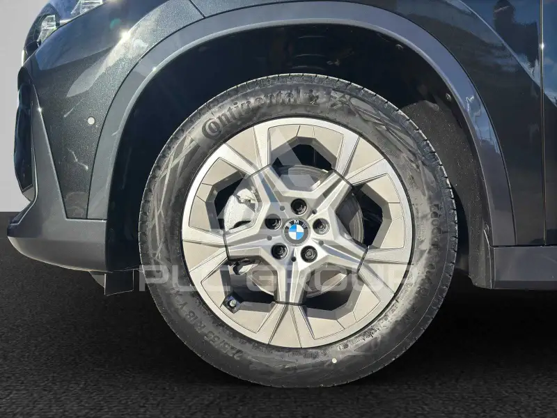 2025 BMW X1