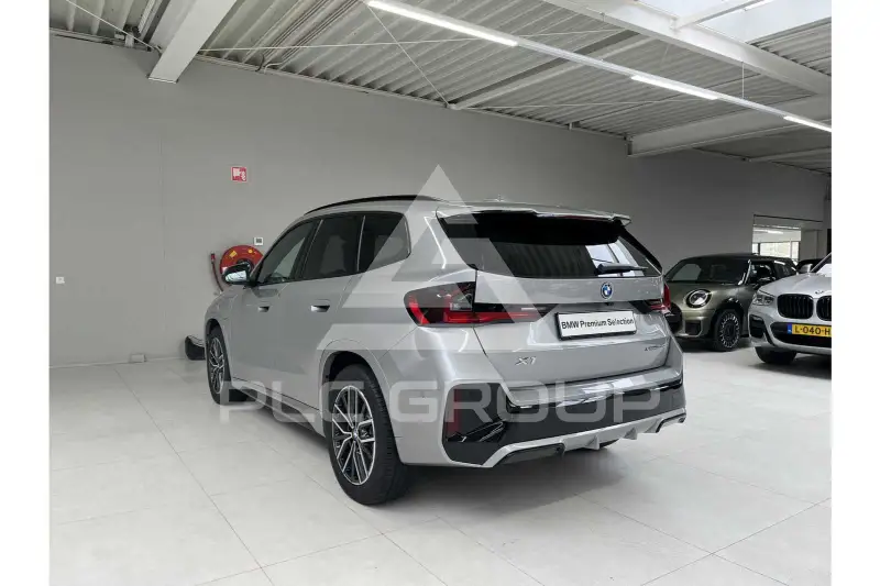 2025 BMW X1