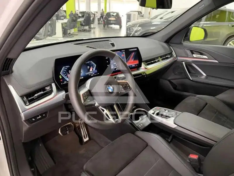 2025 BMW X1