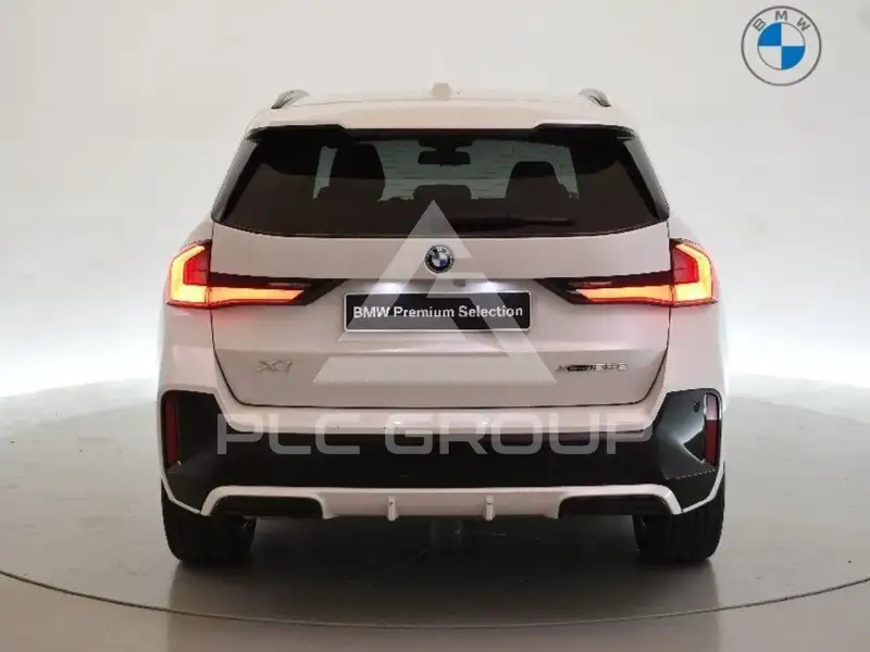 2025 BMW X1