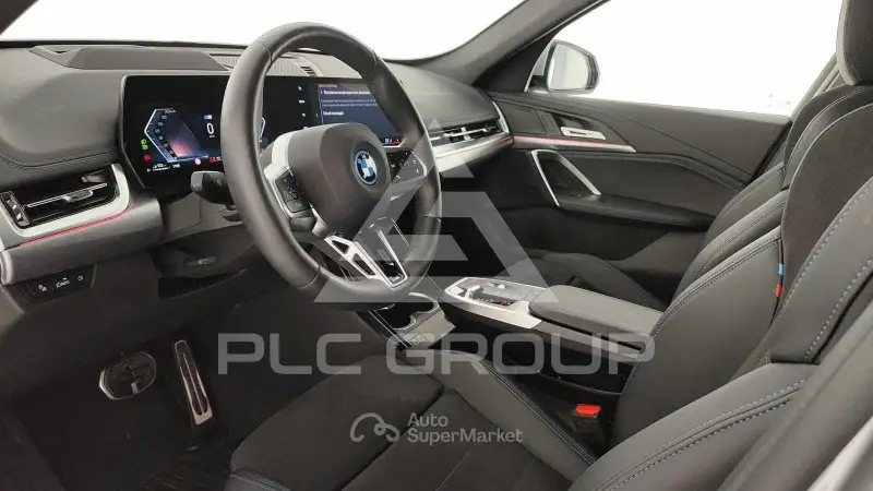 2025 BMW X1