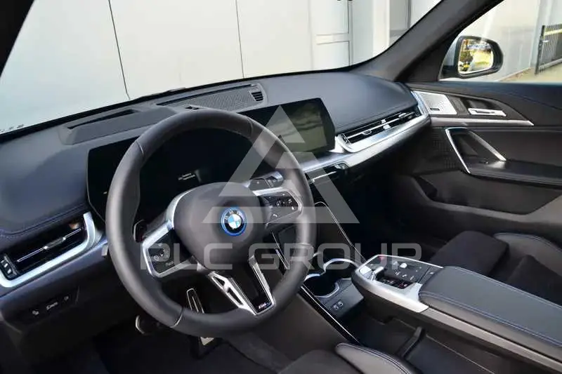 2025 BMW X1