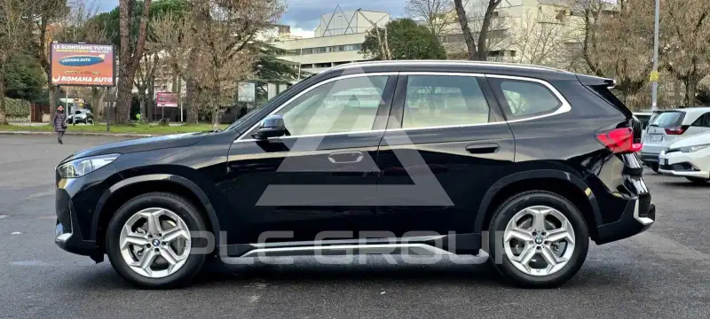 2025 BMW X1