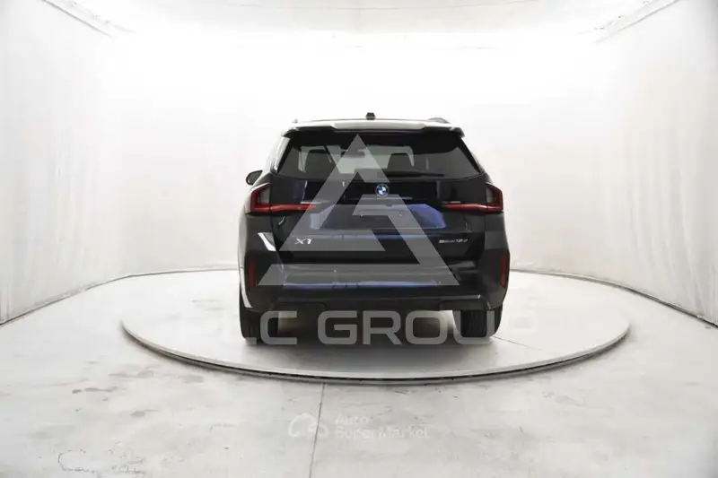 2025 BMW X1