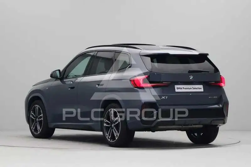 2025 BMW X1