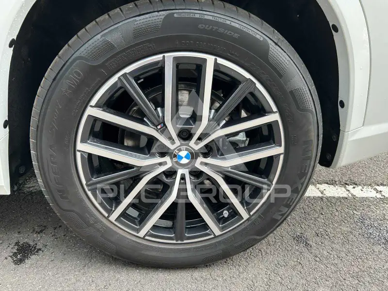 2025 BMW X1