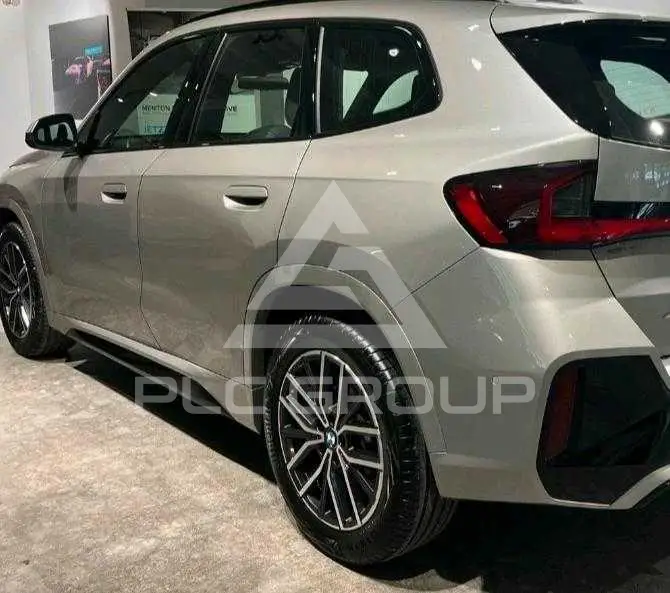 2025 BMW X1