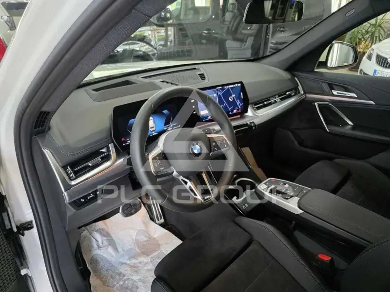 2025 BMW X1