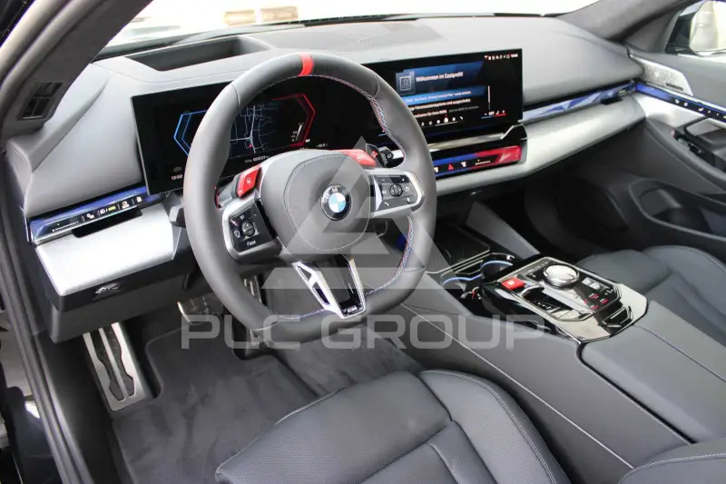 2025 BMW M5