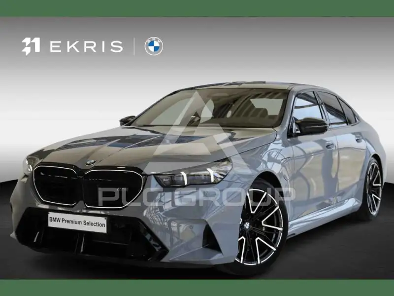 2025 BMW M5