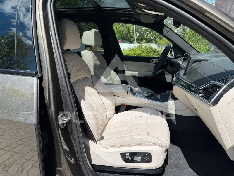 2025 BMW X5