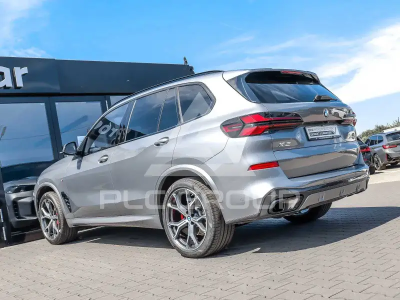 2025 BMW X5