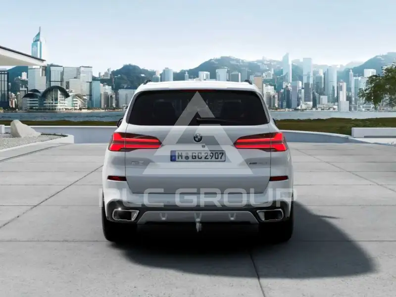 2025 BMW X5