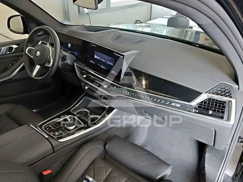 2025 BMW X5