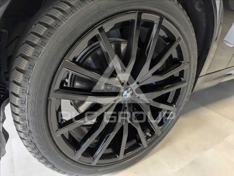 2025 BMW X6