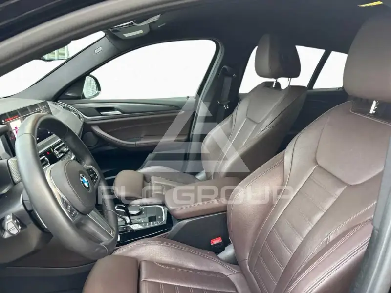 2025 BMW X4