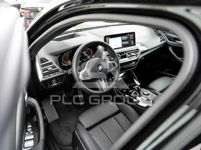 2025 BMW X4