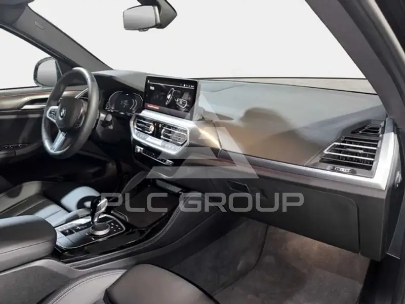 2025 BMW X4