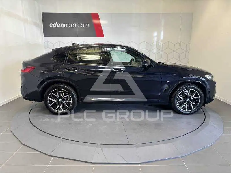 2025 BMW X4