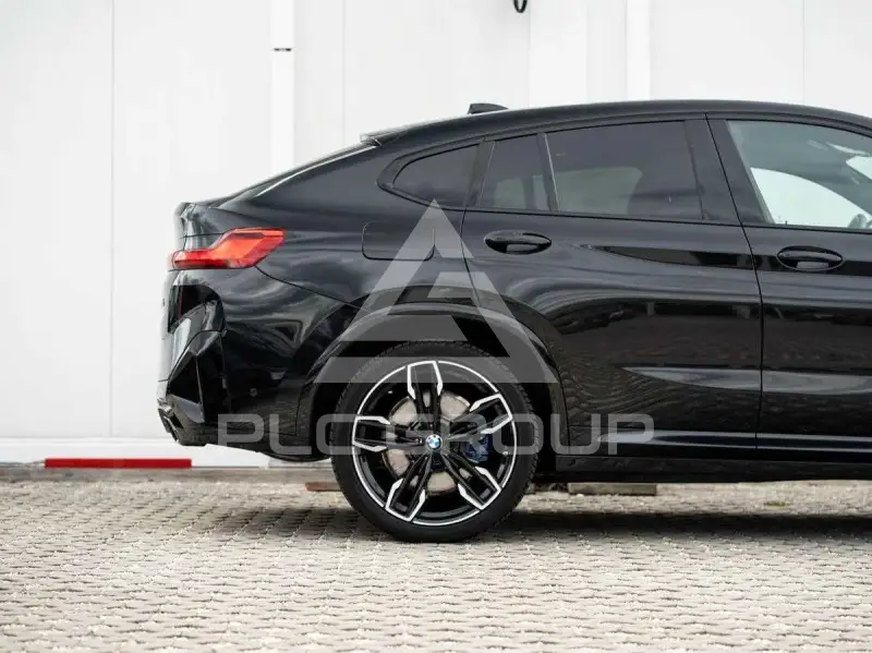 2025 BMW X4