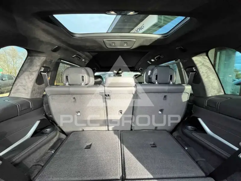 2025 BMW X7