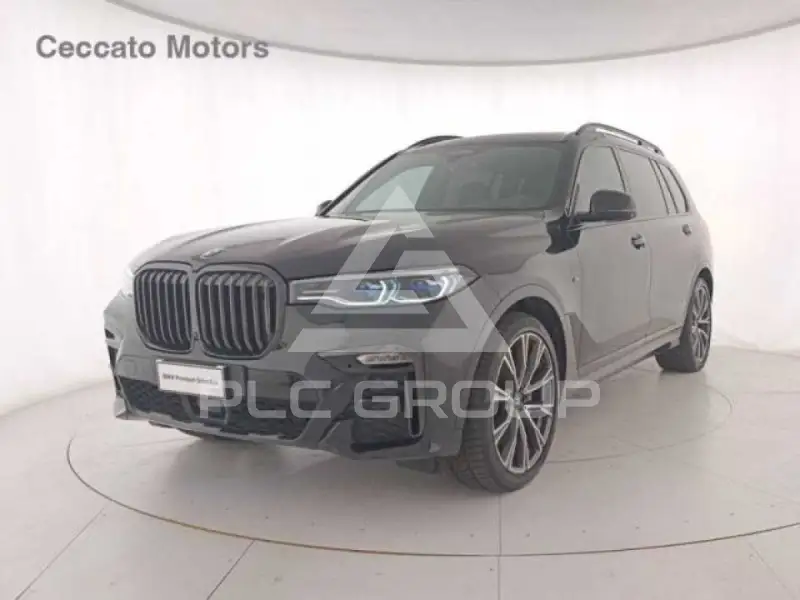 2025 BMW X7