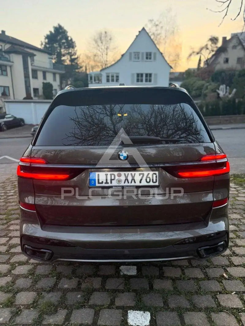 2025 BMW X7