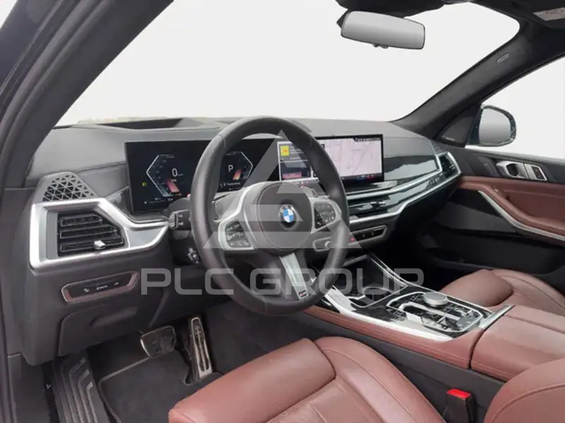 2025 BMW X7