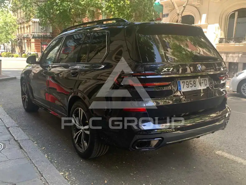 2025 BMW X7