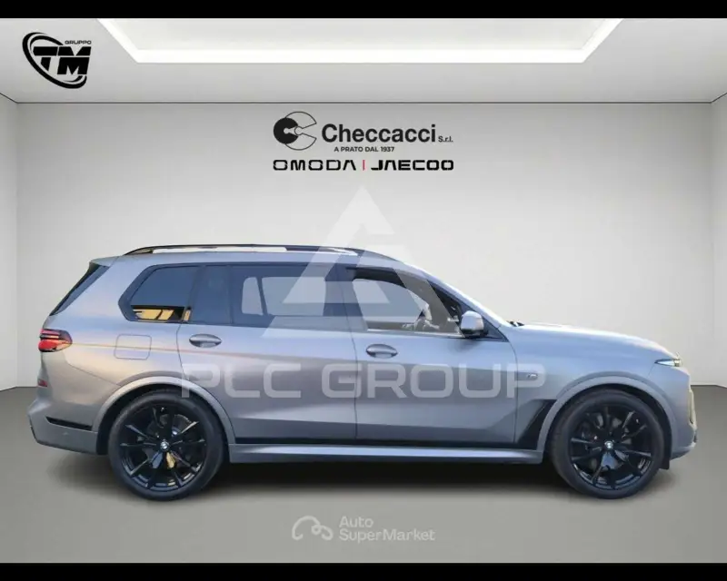 2025 BMW X7