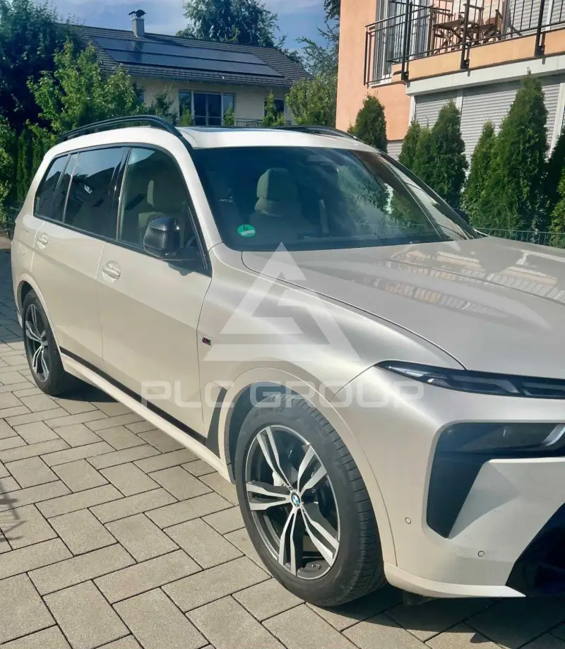 2025 BMW X7