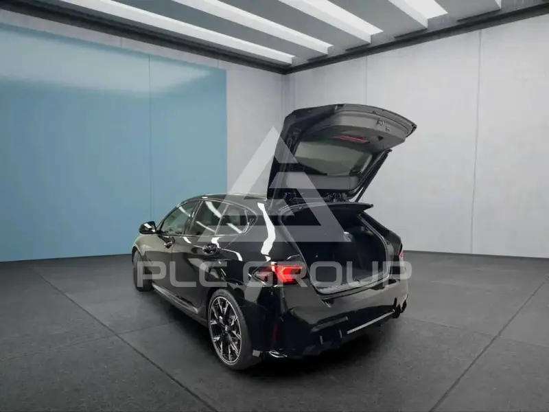 2025 BMW 120