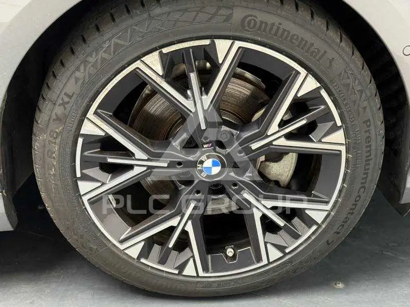 2025 BMW 120