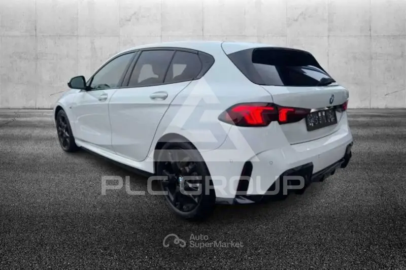 2025 BMW 120
