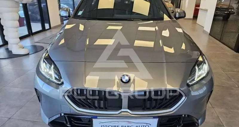 2025 BMW 120