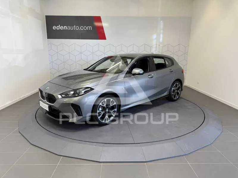 2025 BMW 120
