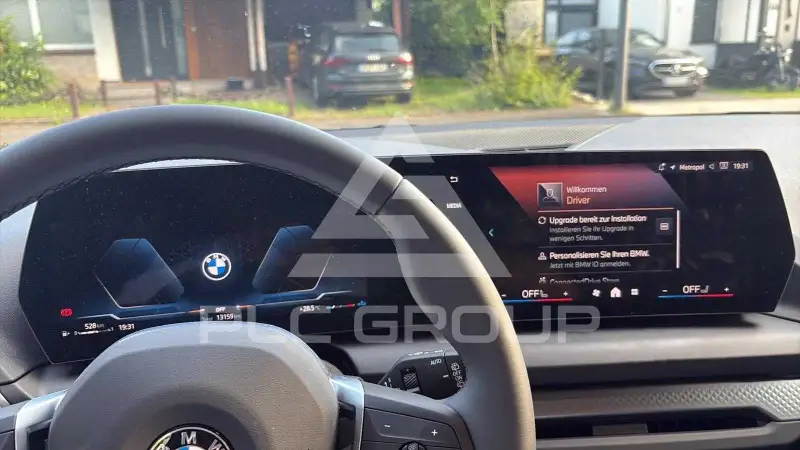 2025 BMW 120