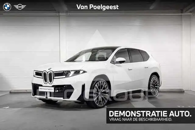 2025 BMW iX
