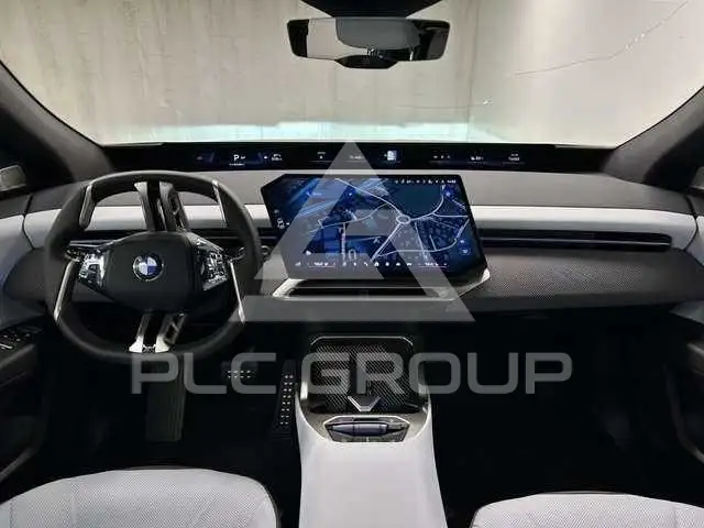 2025 BMW iX