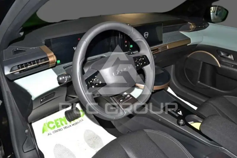 2025 Lancia YPSILON