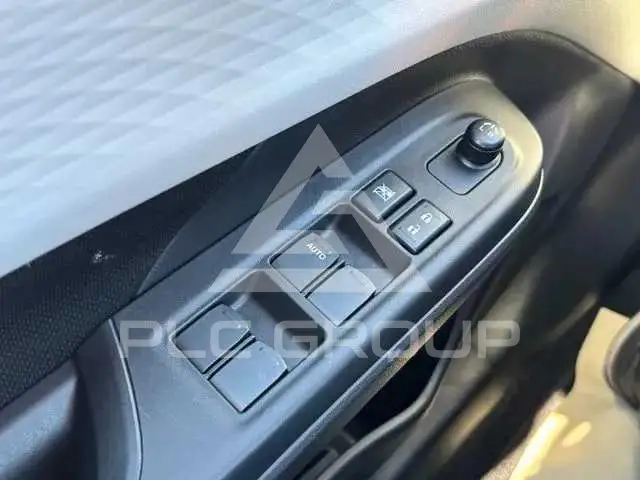 2025 Suzuki SWIFT
