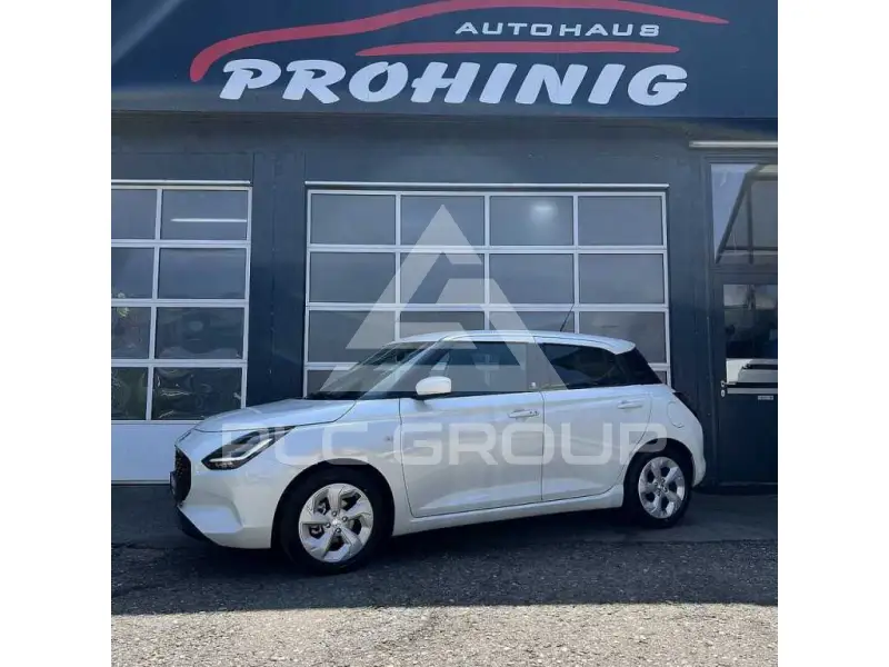 2025 Suzuki SWIFT
