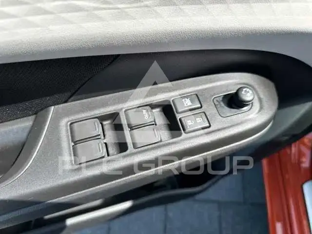2025 Suzuki SWIFT