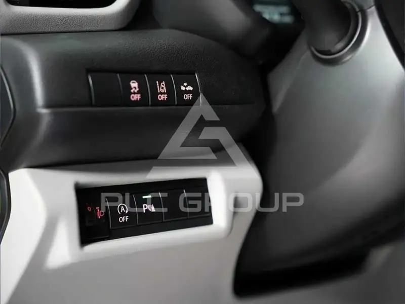 2025 Suzuki SWIFT