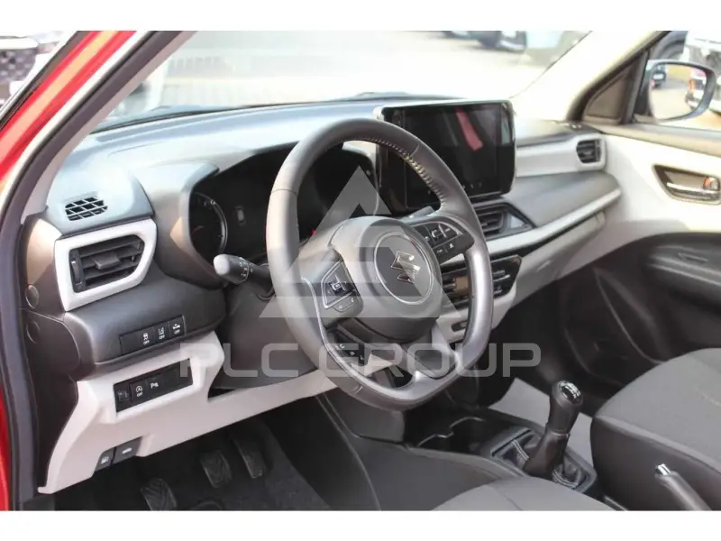2025 Suzuki SWIFT