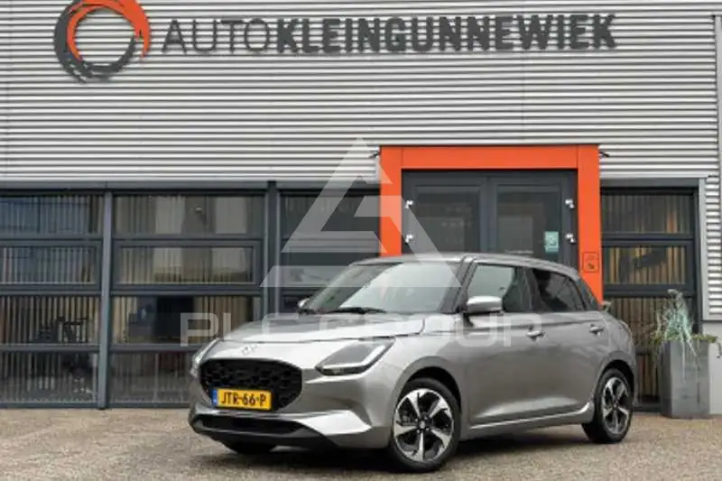2025 Suzuki SWIFT