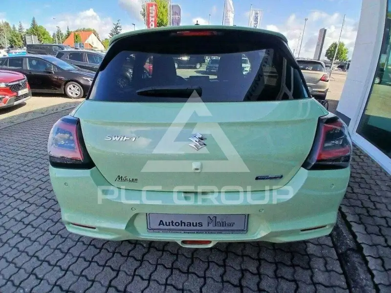 2025 Suzuki SWIFT