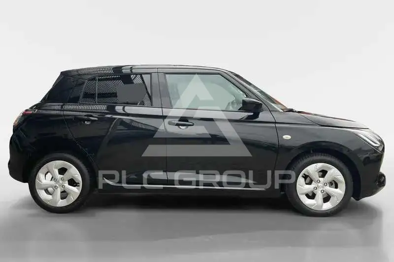 2025 Suzuki SWIFT